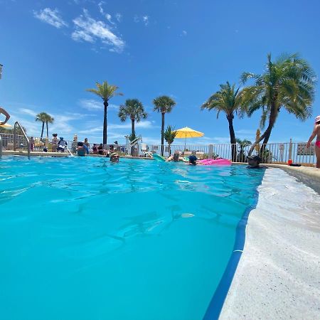 Page Terrace Beachfront Hotel St. Pete Beach Εξωτερικό φωτογραφία