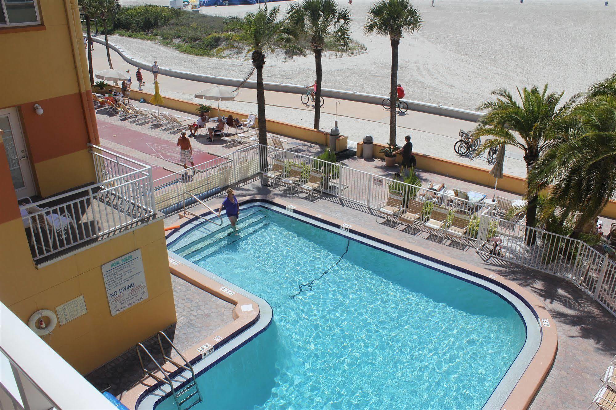 Page Terrace Beachfront Hotel St. Pete Beach Εξωτερικό φωτογραφία